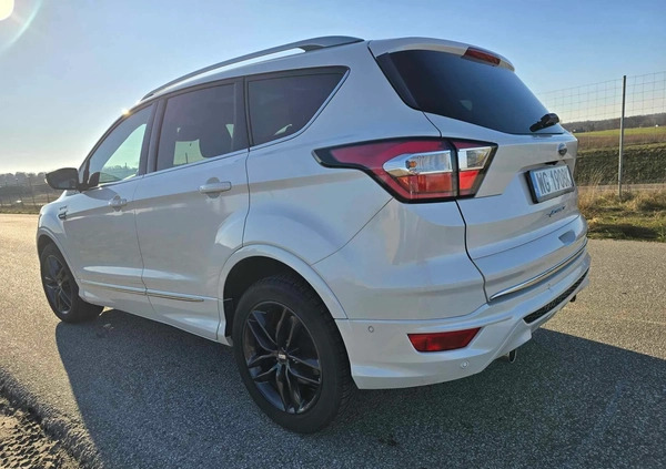 Ford Kuga cena 92500 przebieg: 82000, rok produkcji 2017 z Garwolin małe 466